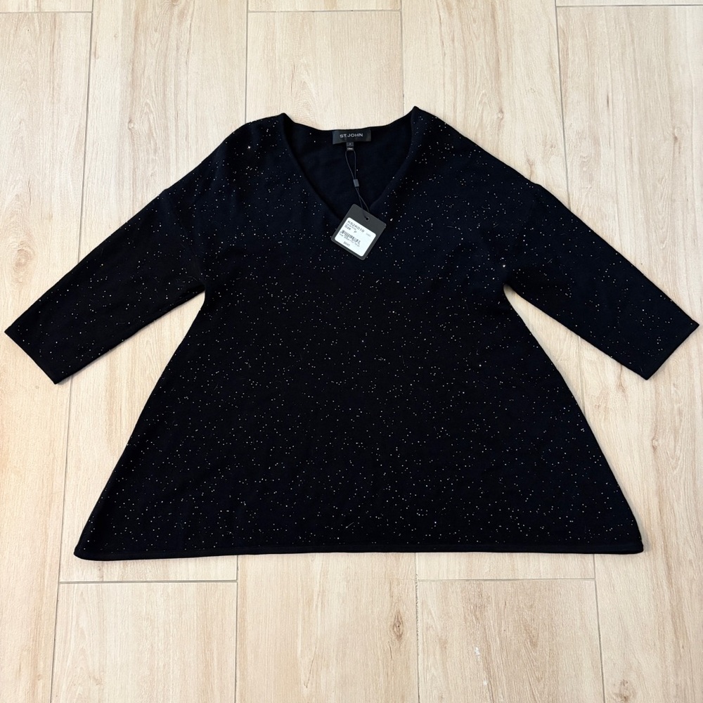 Black St. John sparkly V-necktop with mid sleeves